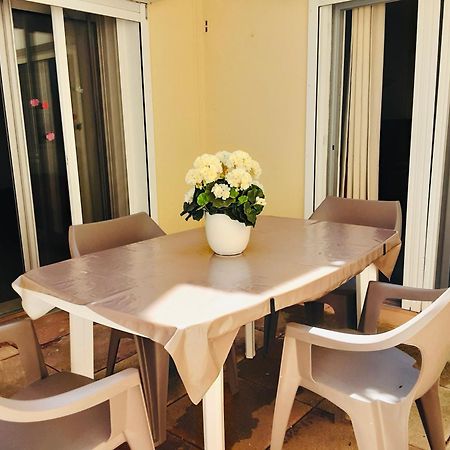 Le Cocon Setois, Clim, Patio Et Garage Pour Vehicule Type Golf, Linge De Lit Et Serviettes Inclus Sete Bagian luar foto