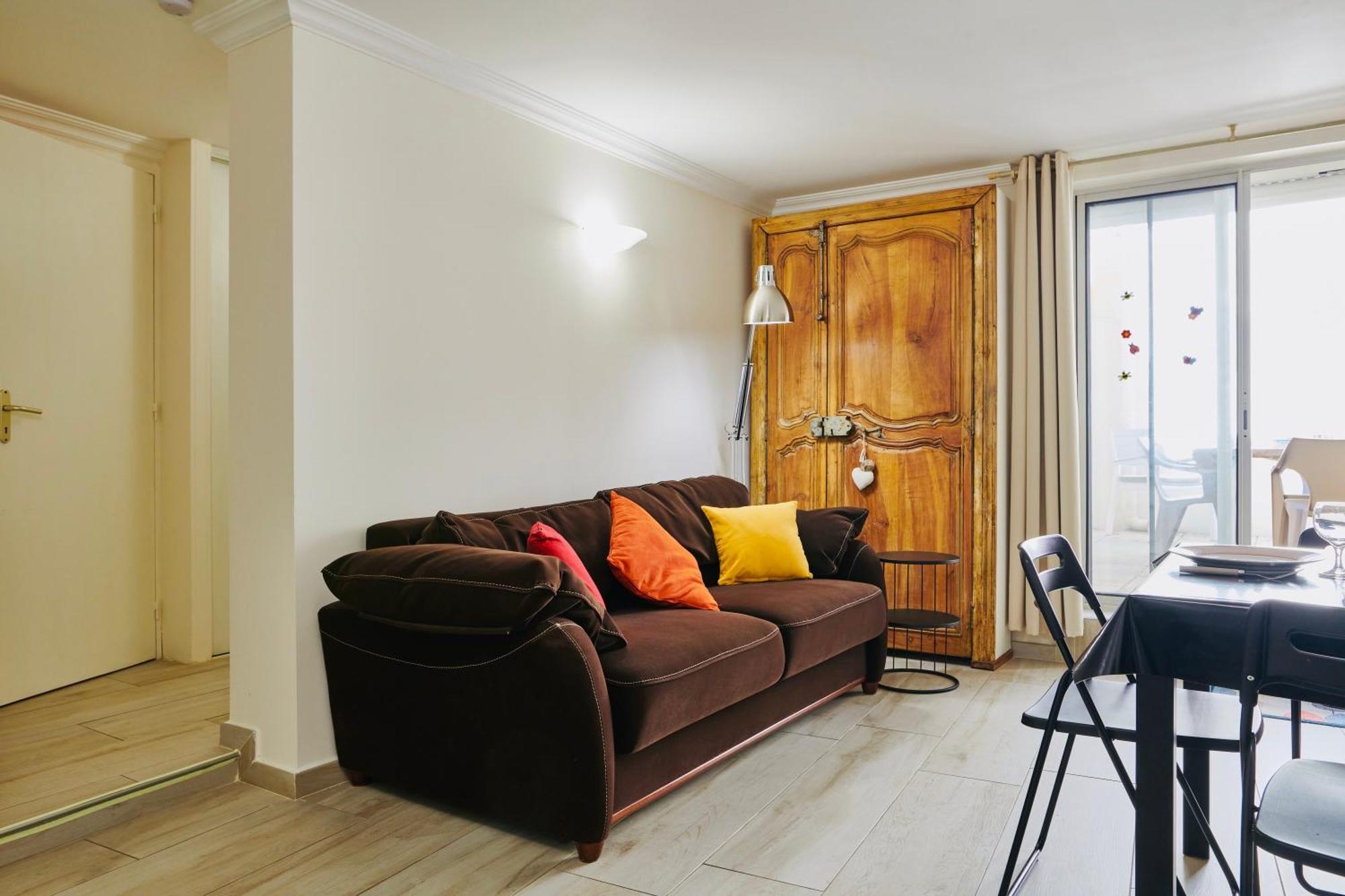 Le Cocon Setois, Clim, Patio Et Garage Pour Vehicule Type Golf, Linge De Lit Et Serviettes Inclus Sete Bagian luar foto